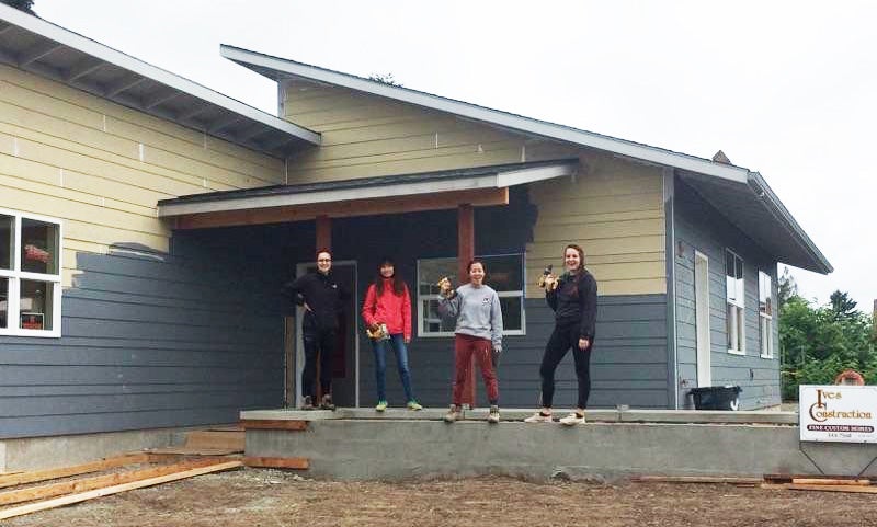 OregonBILDS students Amy Rose Smith, Janice Lee, Saya Shimada, and Emily Rist