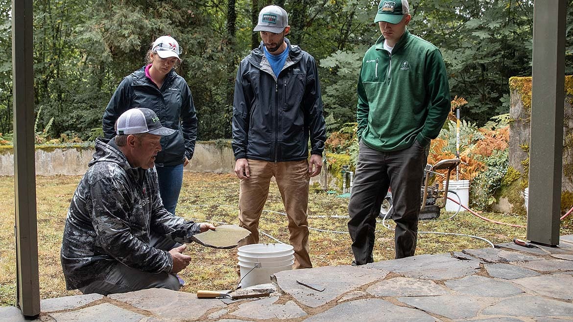 HP field school students at the Cottrell House